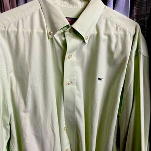 Vineyard Vines Long Sleeved Light Green Button Down Shirt Size L